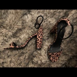🐆 Chunky heel pumps 🐆